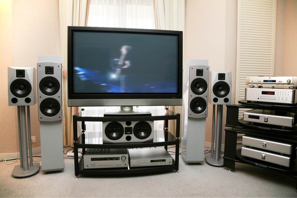 Big Stereo System Dorm Room