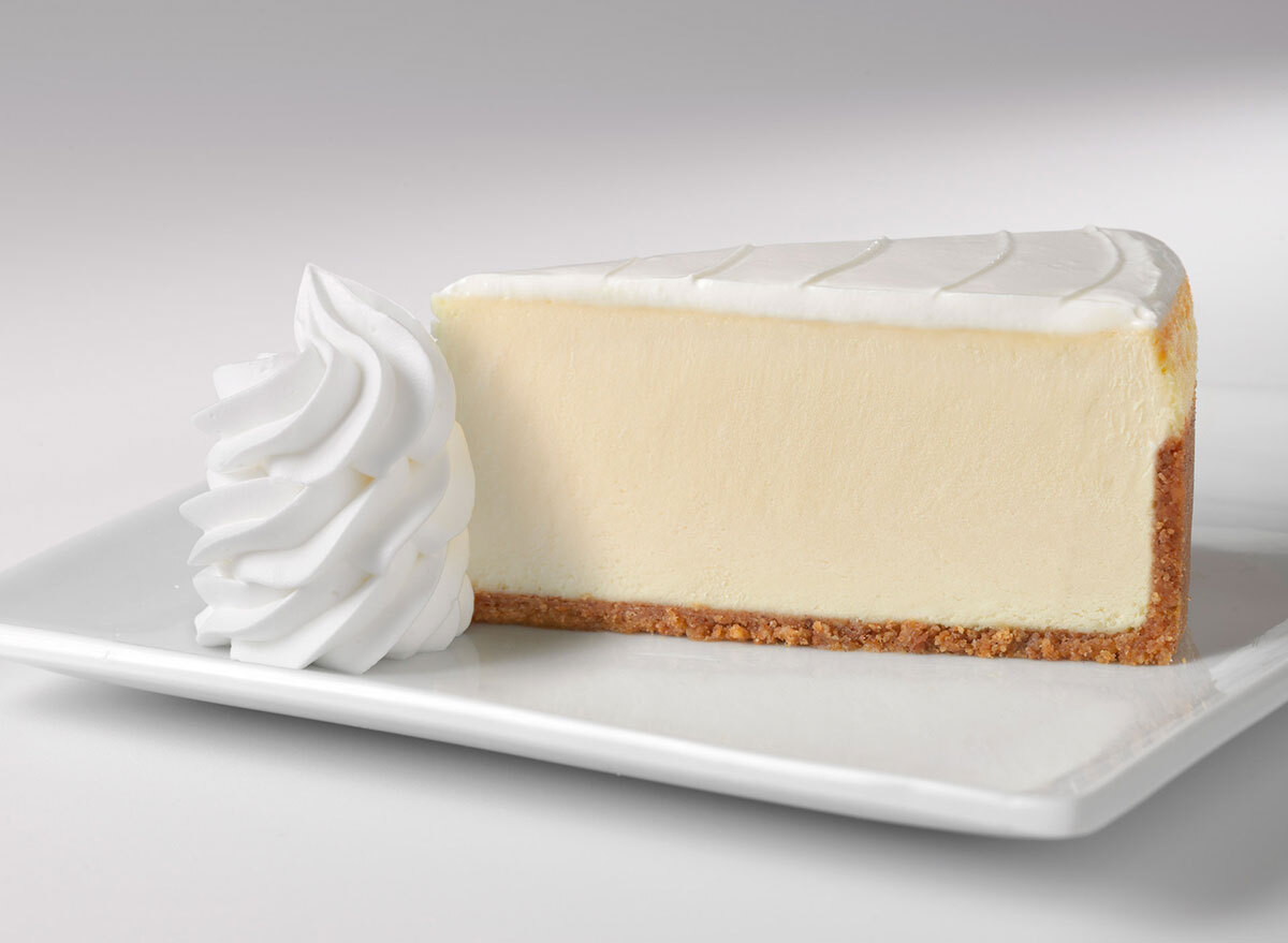 cheesecake factory original cheesecake slice