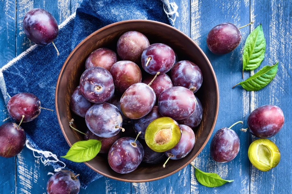 plums are Best Foods for Maximizing Your Energy Levels