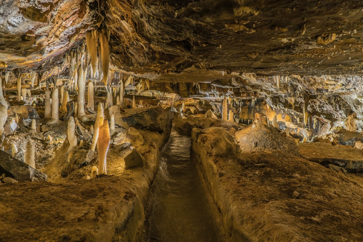 ohio caverns passageway