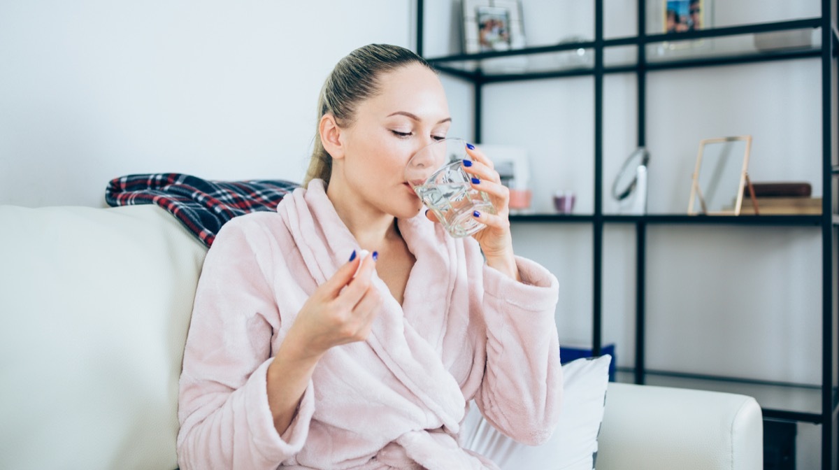 Women and pills she think about her health at home