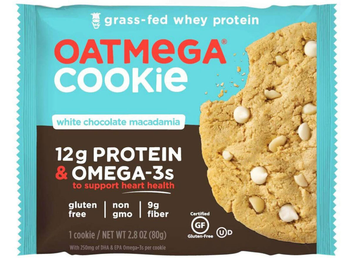 oatmega cookie white chocolate macadamia