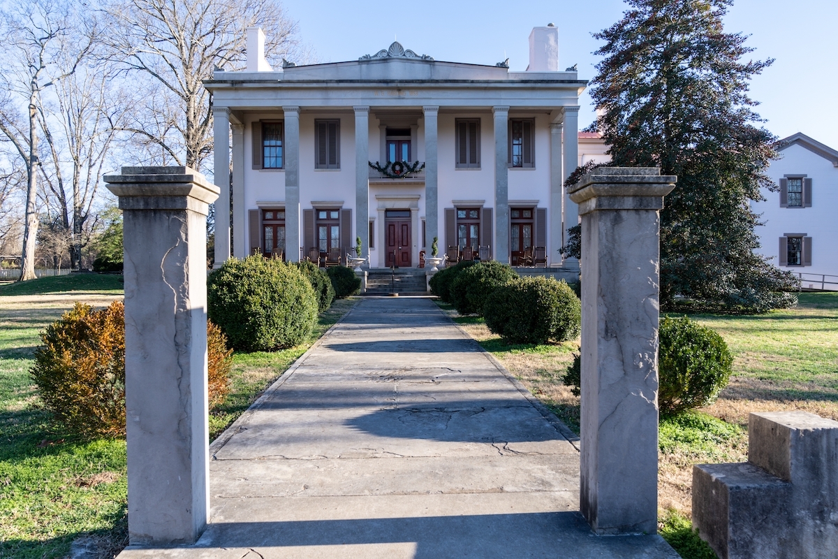 Outside the historic Belle Meade plantation on a sunny day