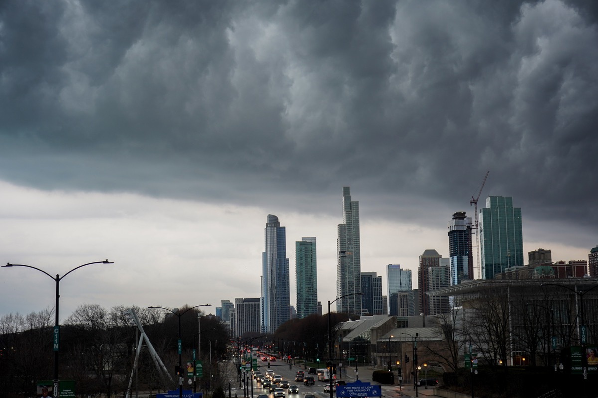 The clouds were very heavy and overwhelming