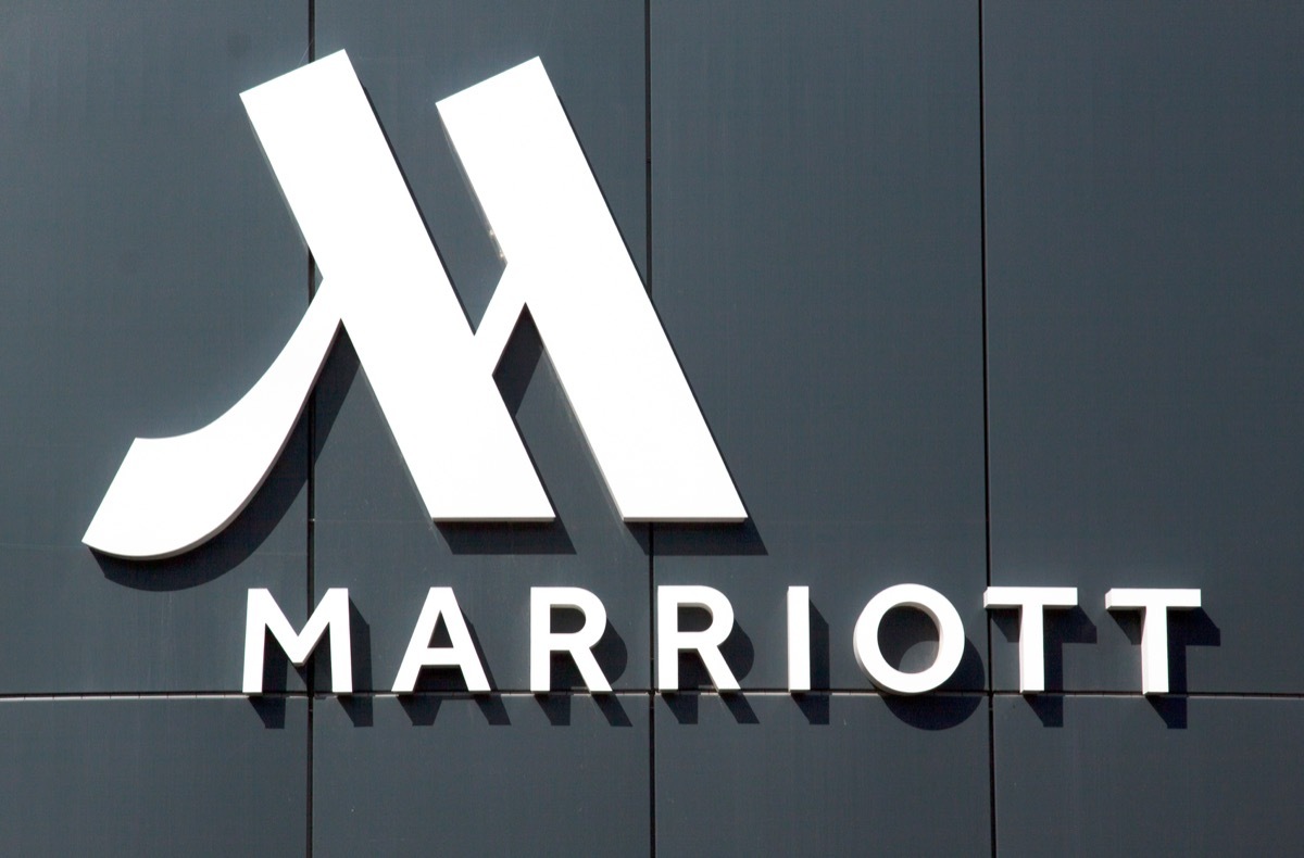 marriott sign for international company