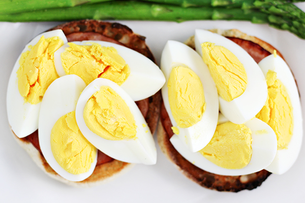 http://158.69.55.95/wp-content/uploads/2018/08/Hard-Boiled-Eggs-Benedict-Recipe-2.jpg