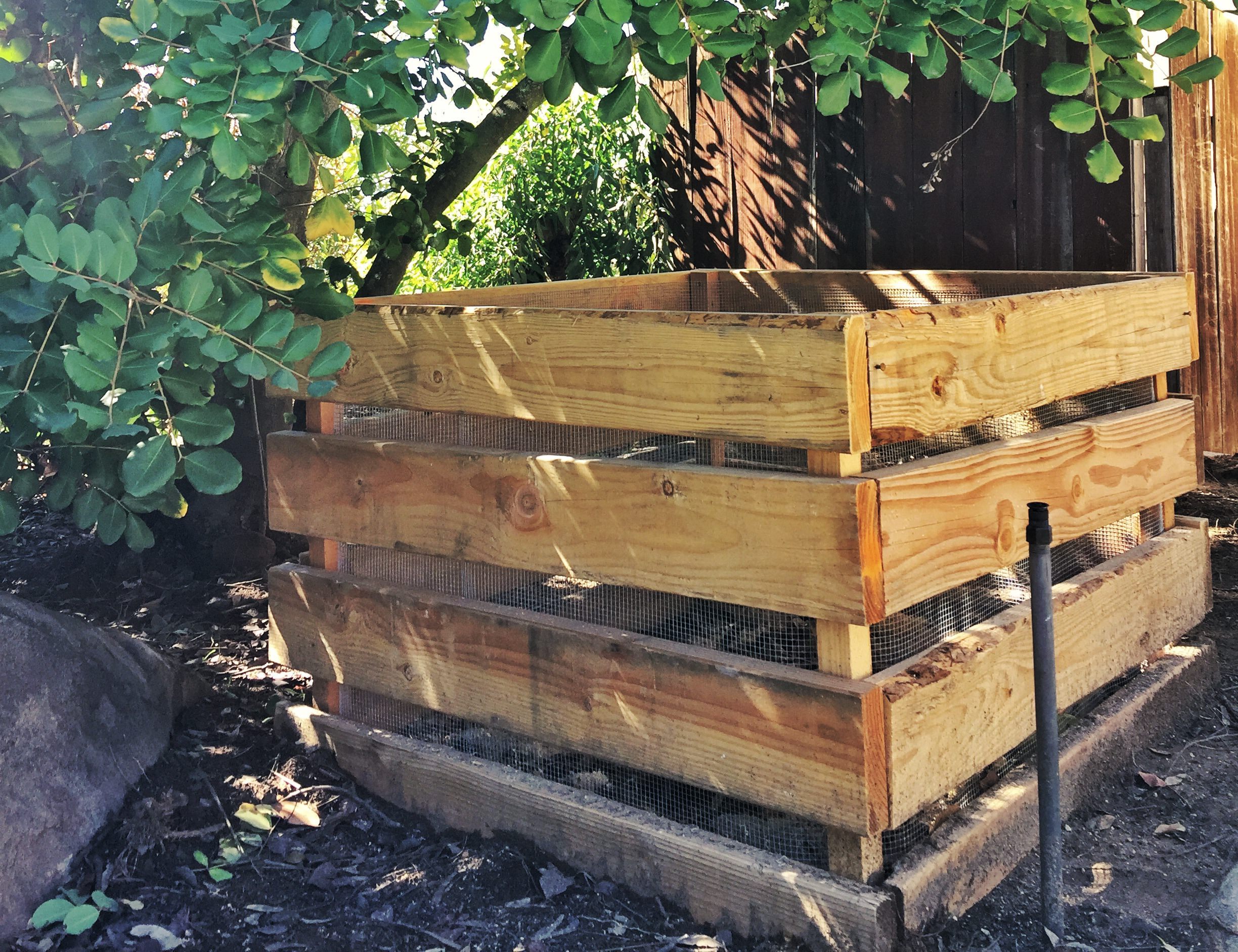 diy compost bin