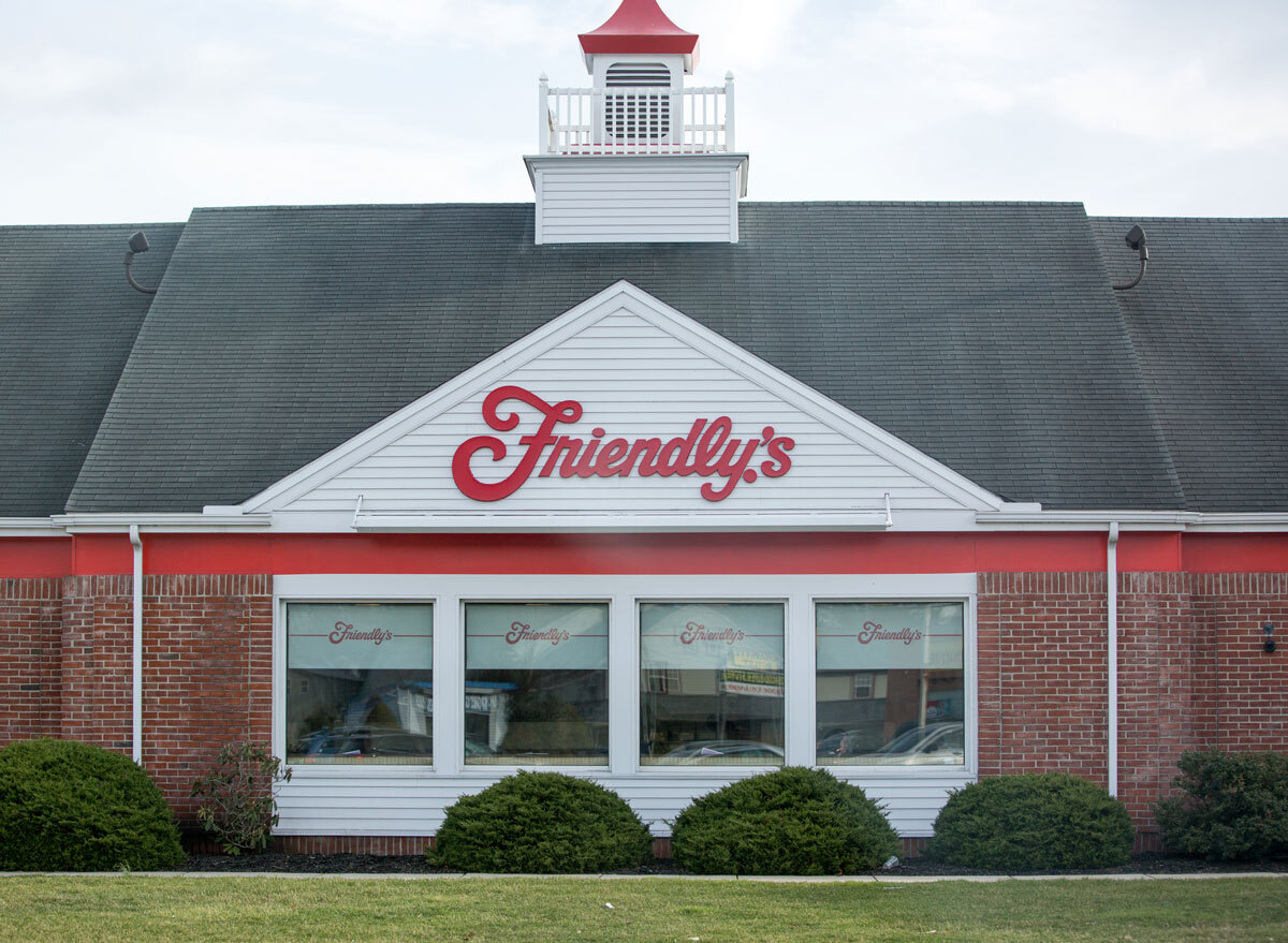 Friendlys restaurant