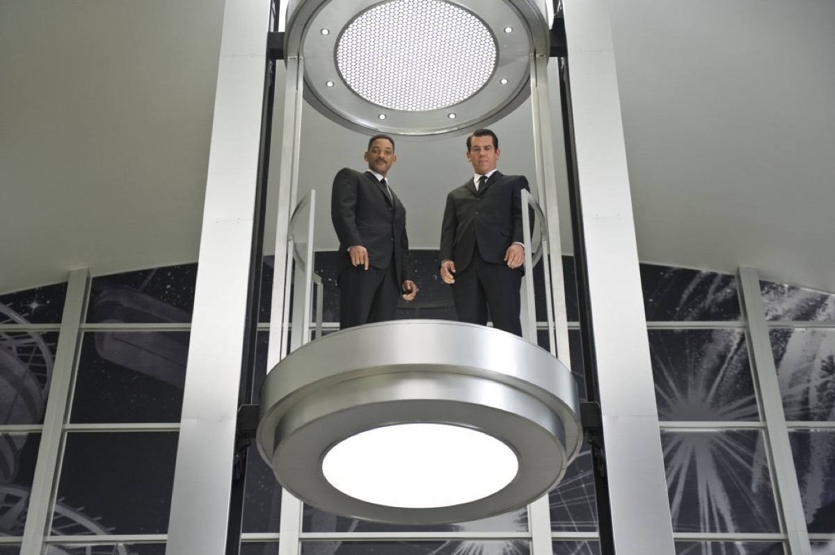 men in black 3 movie still, memorial day movies