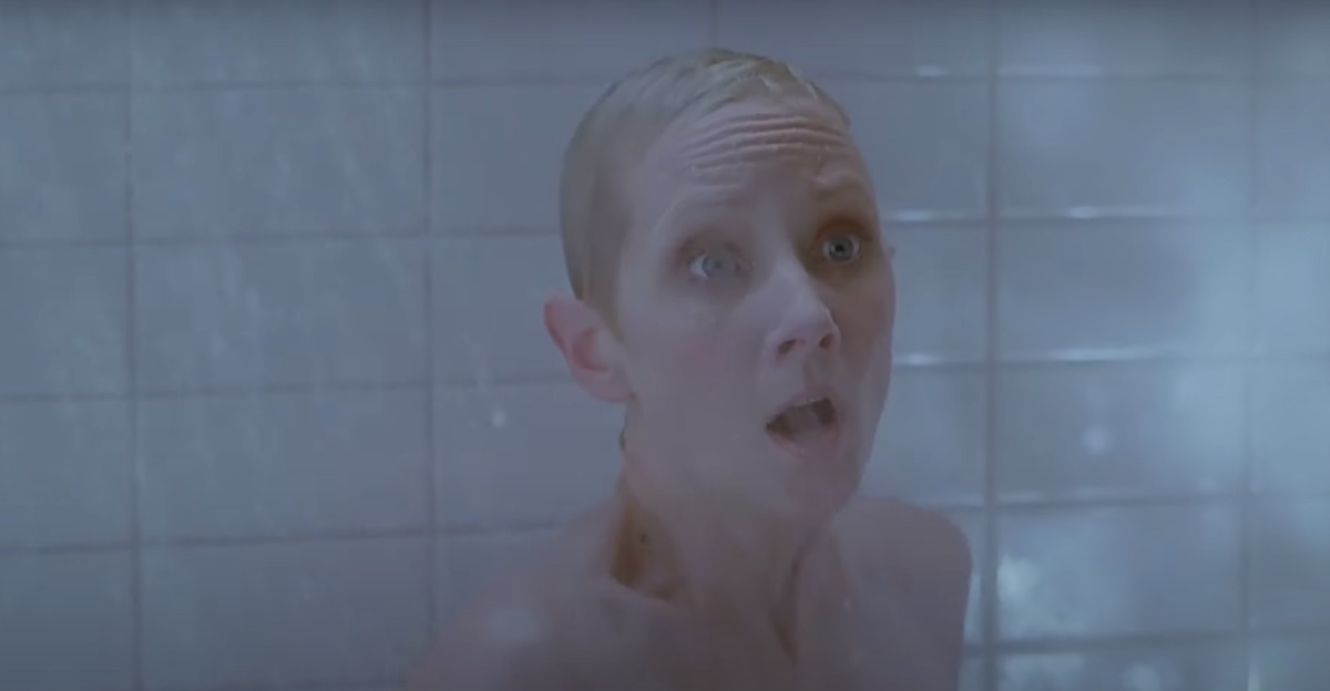 Anne Heche in Psycho