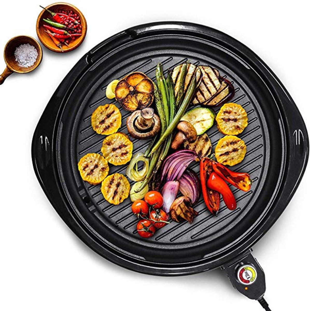 Round indoor grill with veggies