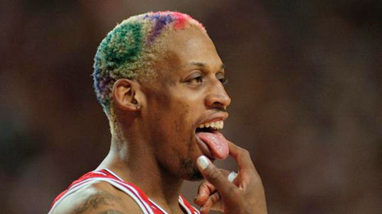 09-celebrities-that-are-complete-weirdos-dennis-rodman