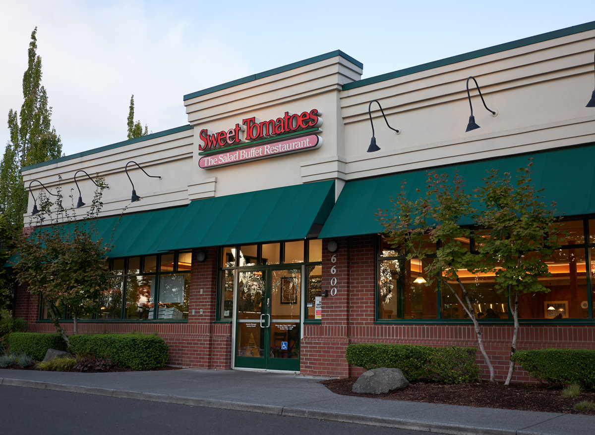 Sweet tomatoes salad buffet