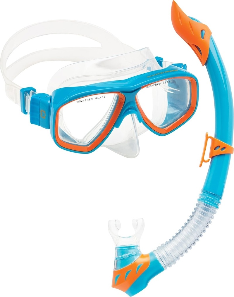 A kids' snorkeling set