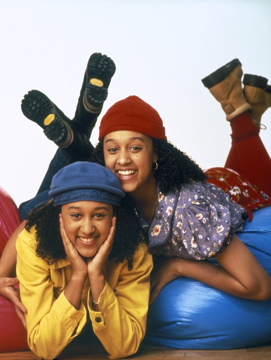 Tia and Tamera Mowry in Sister Sistr