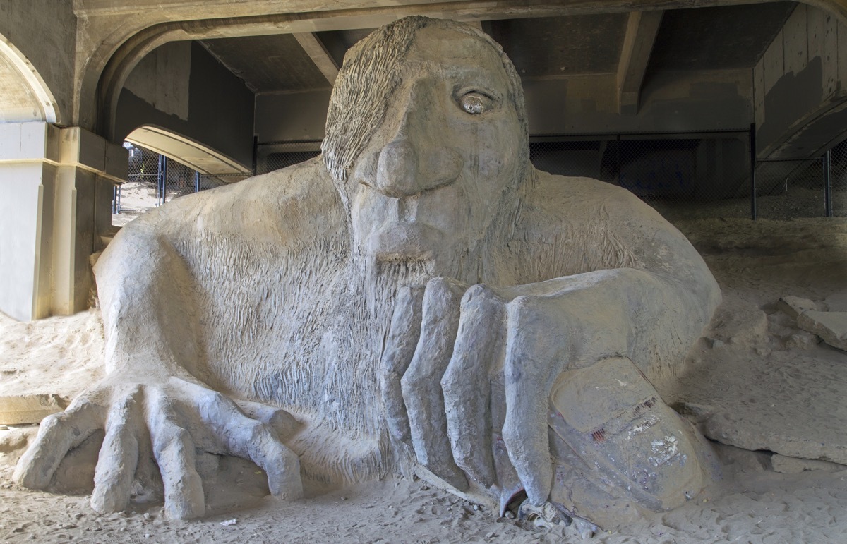 fremont troll under aurora bridge in washington, weird state landmark