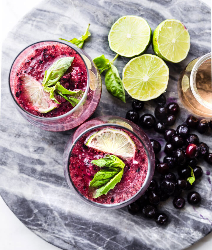 Berry froze wine slushy cocktail blogger berries limes