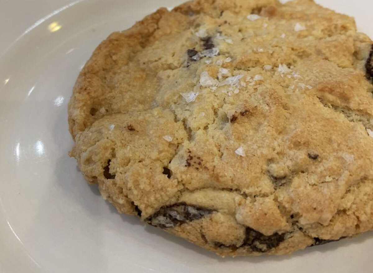 Chocolate chip cookie