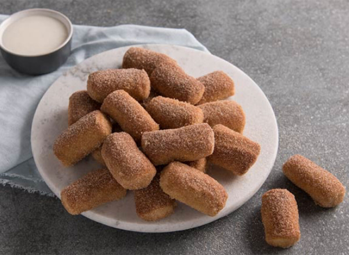 cinnamon sugar pretzel nuggets