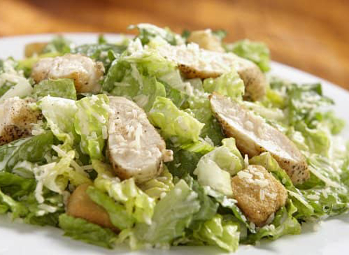 hooters chicken caesar salad