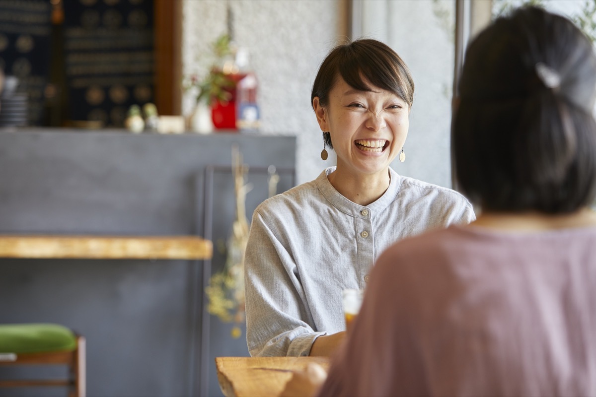 two ladies in a cafe