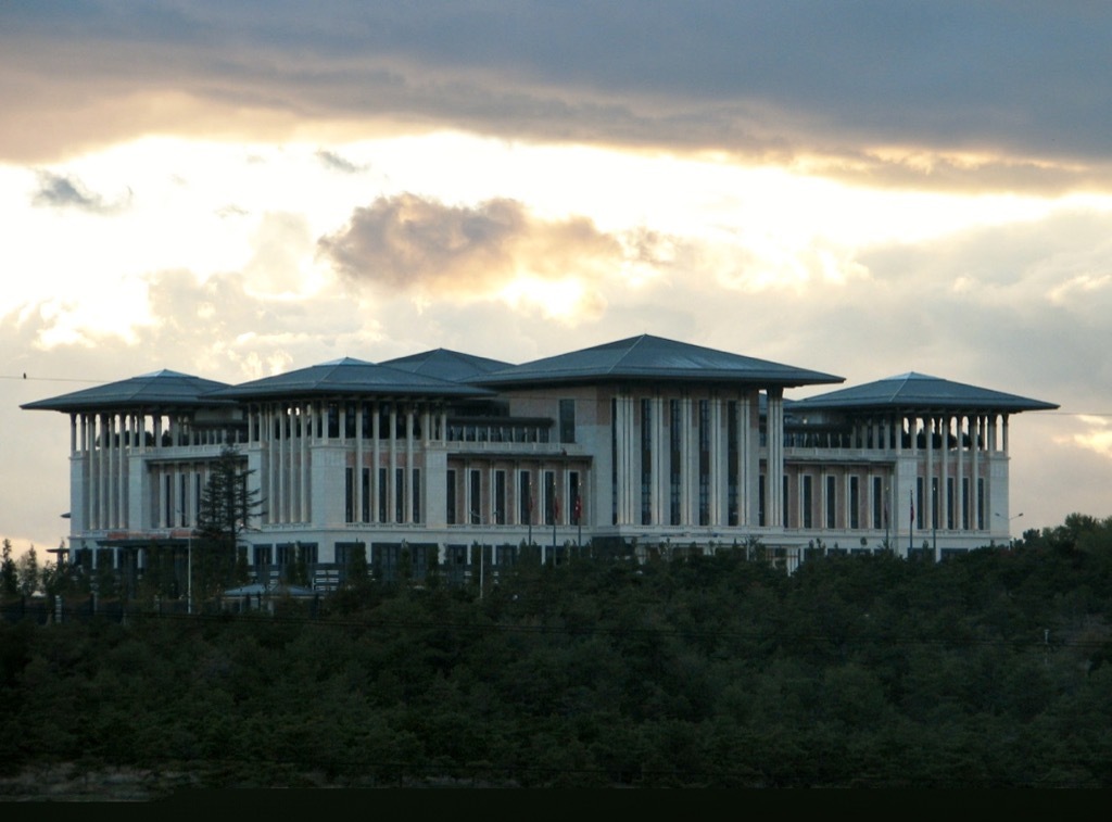 aksaray palace