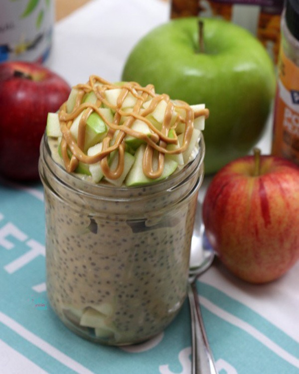 apple peanut butter overnight oats