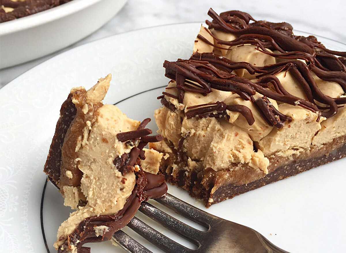 snickers pie slice