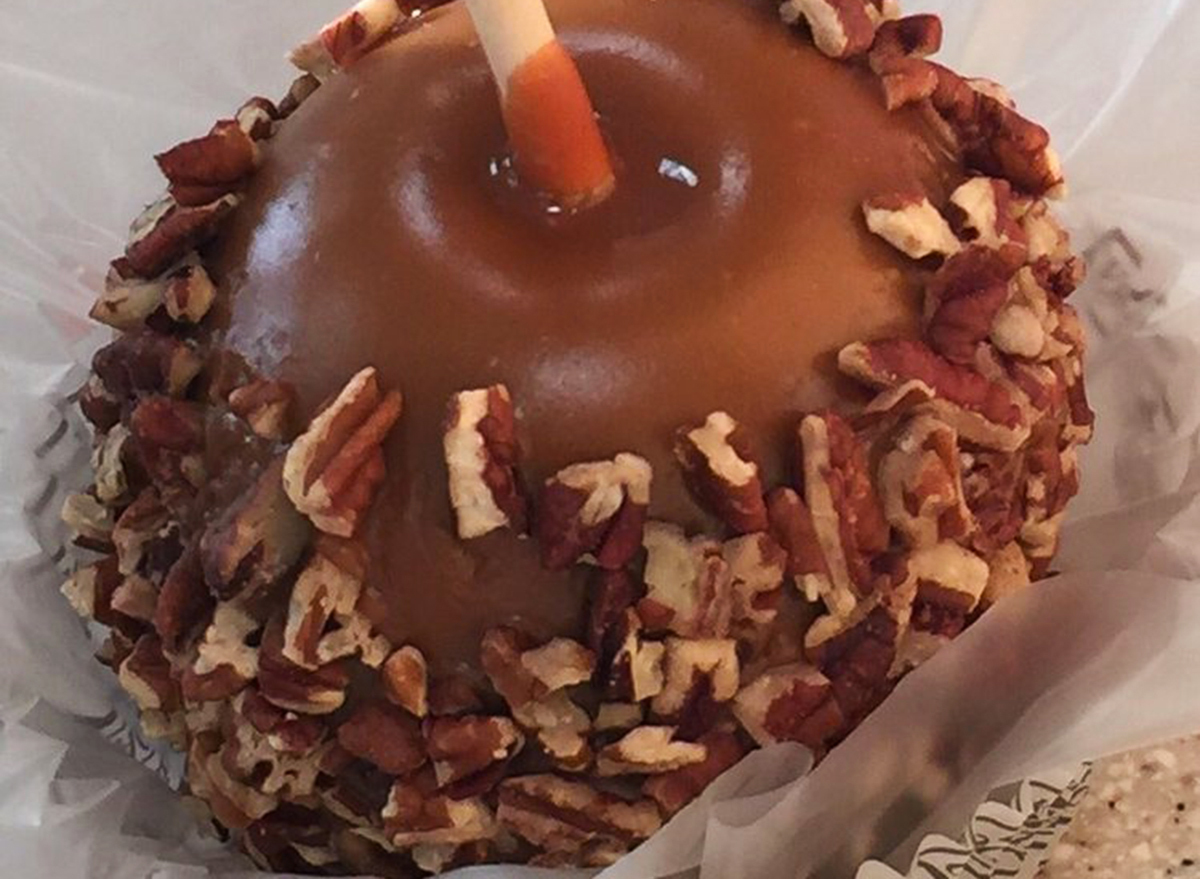 caramel pecan apple rocky mountain chocolate factory