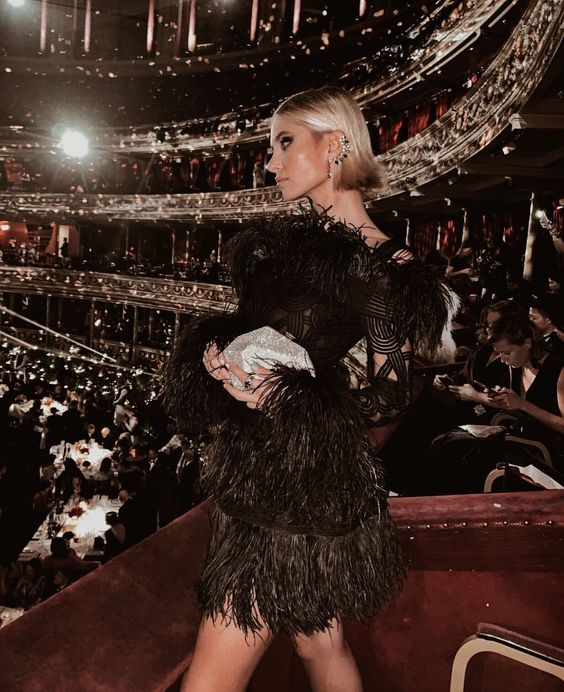 The Opera | 8 Fancy Dates Where You Can Wear a Gown | Her Beauty