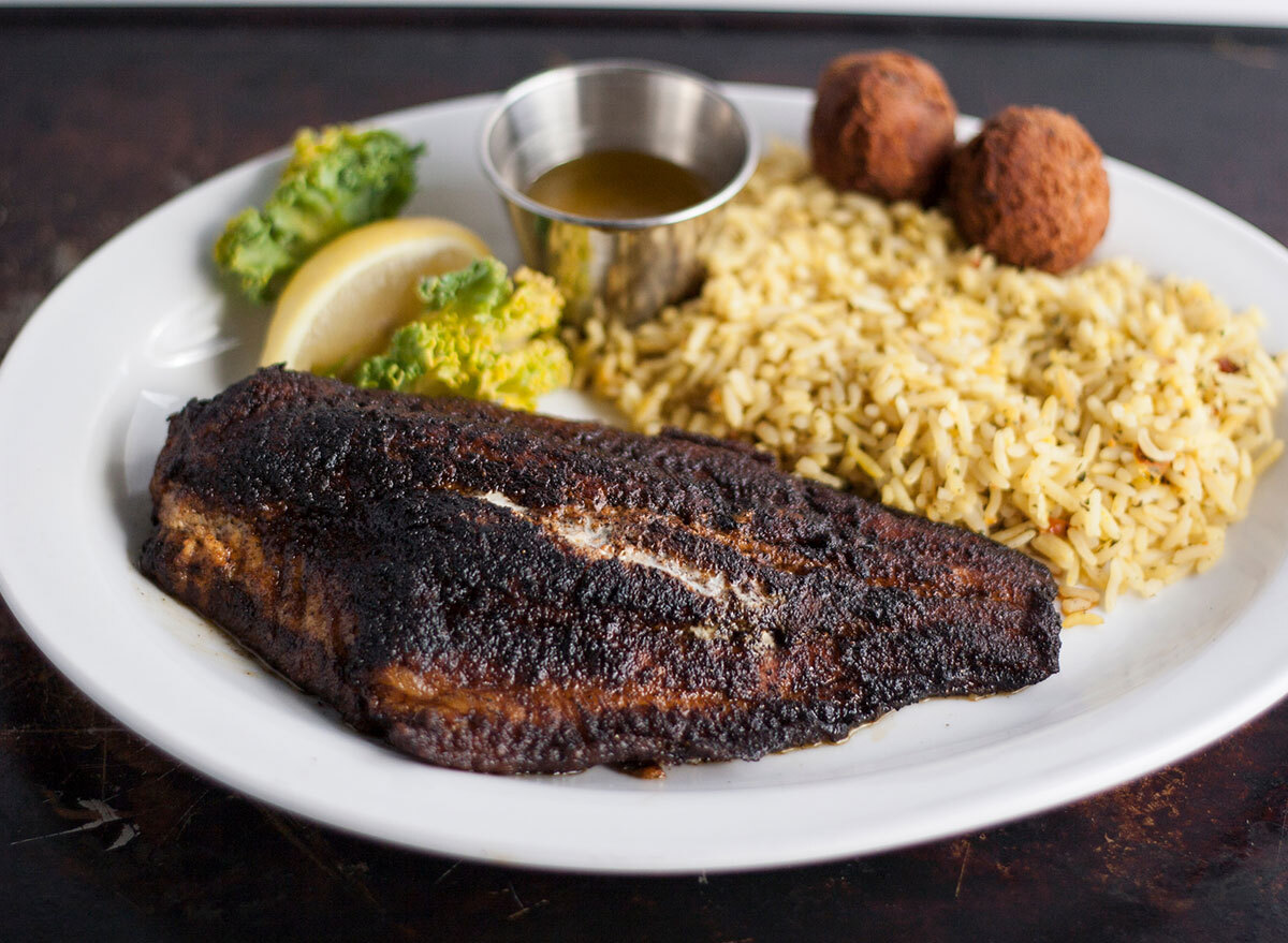 blackened catfish dinner plate